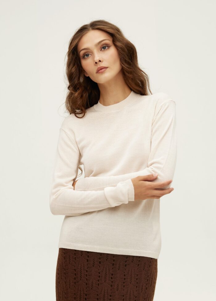 Жіночий трикотажний кремовий джемпер лонгслів з вовни мериноса 5085