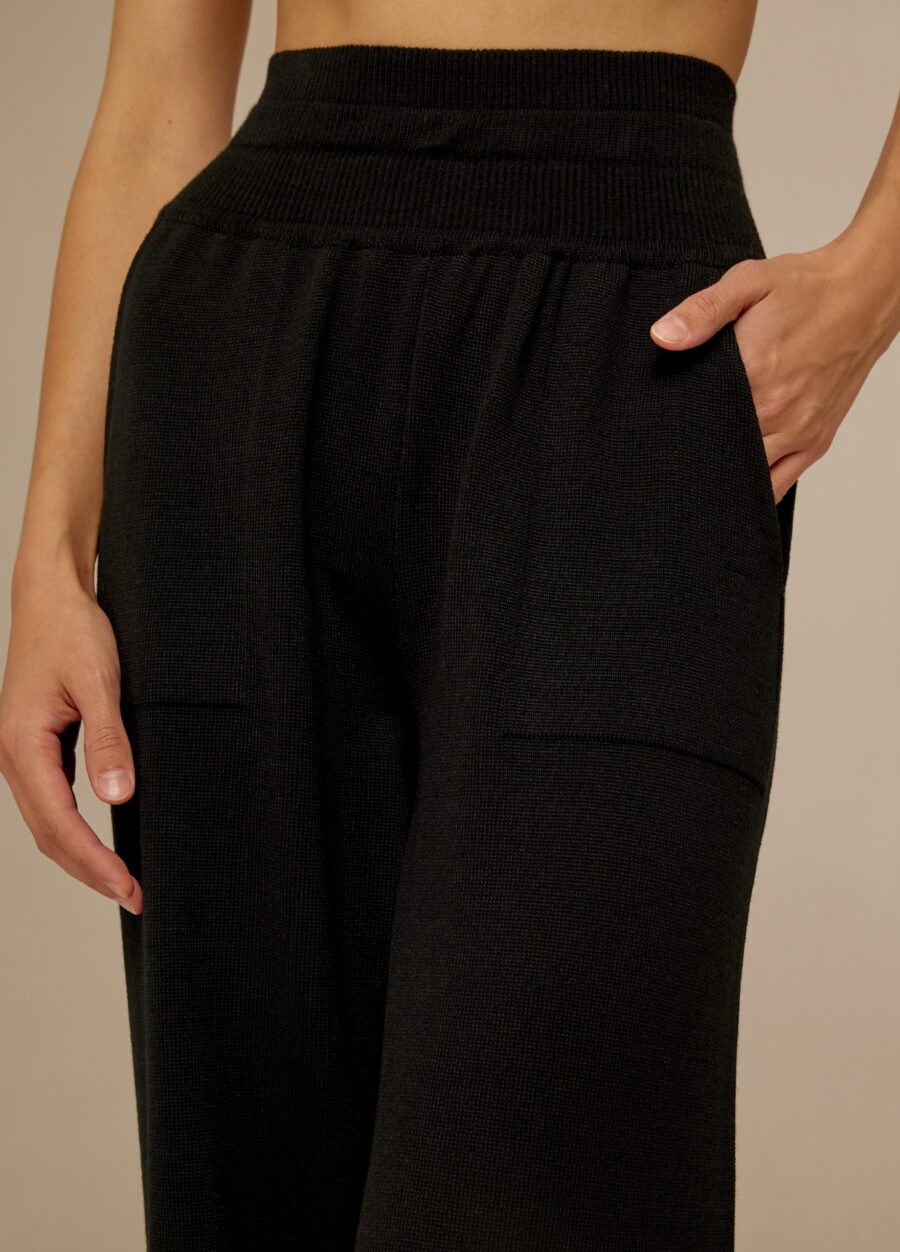 ЧЕРНЫЕ БРЮКИ из полушерсти мериноса 4126-Одежда_Брюки_2