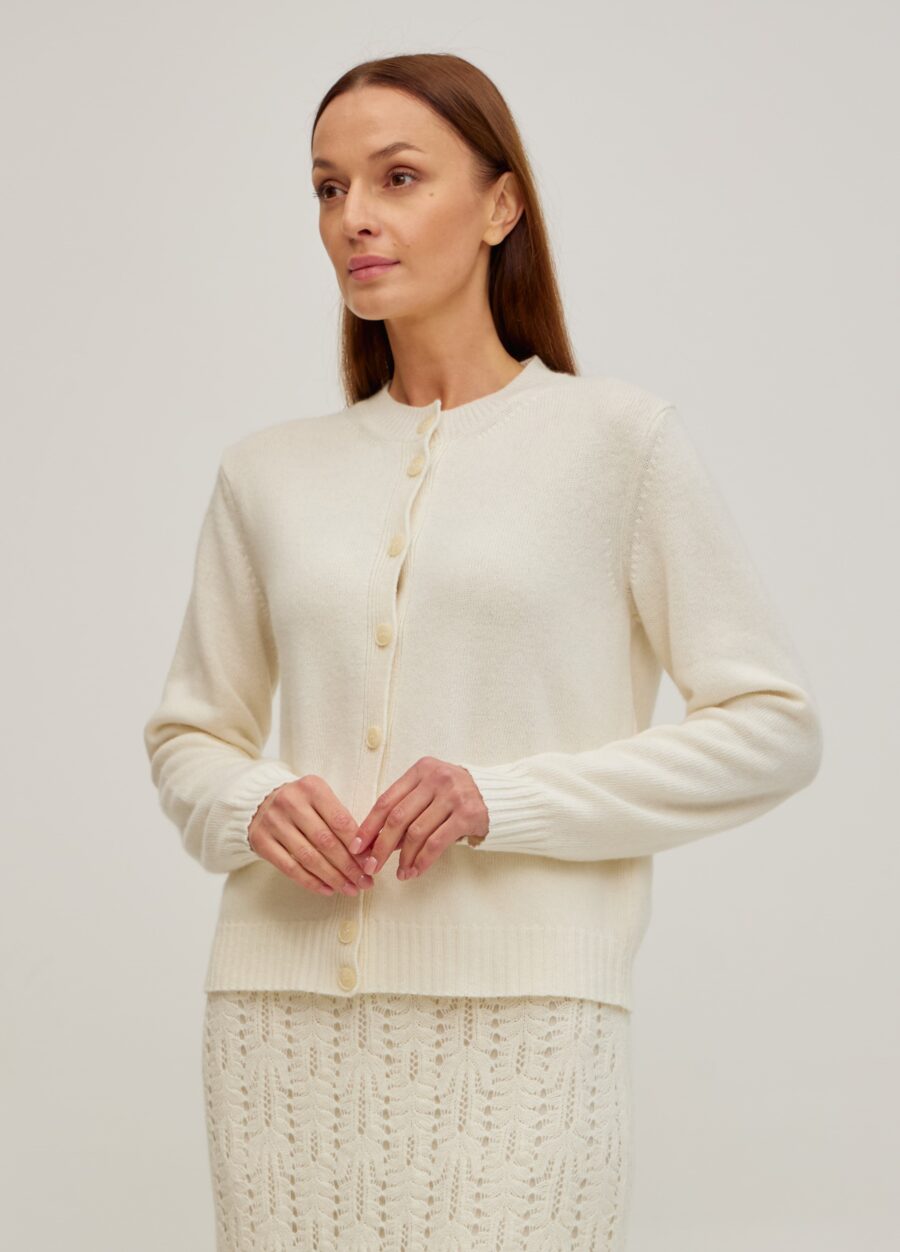 Жіночий базовий молочний в’язаний жакет кардиган на ґудзиках 5106-Жакети та Кардигани_Колекції_1