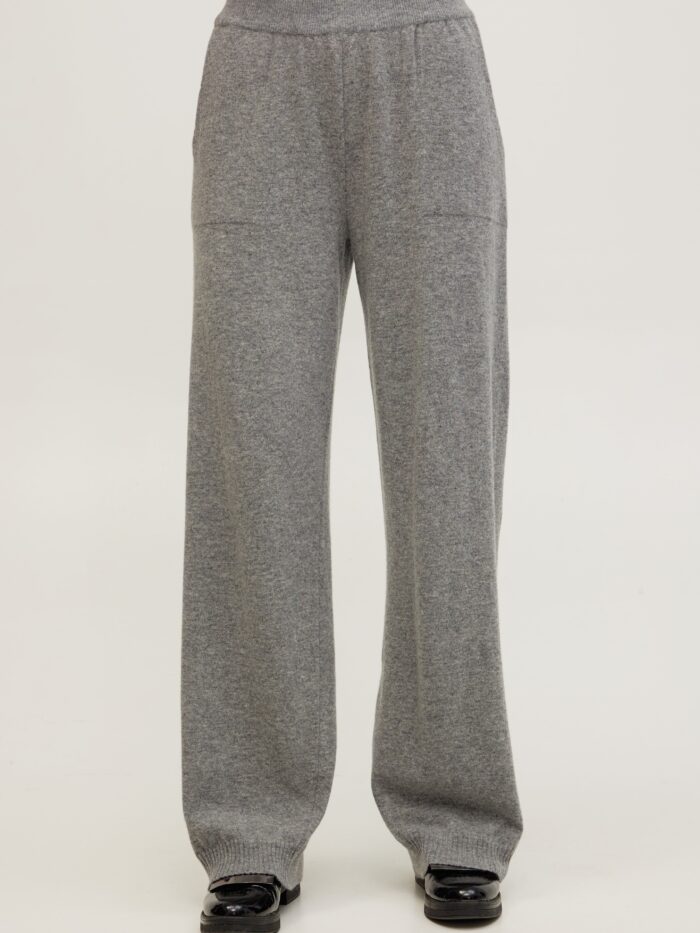 Сірі трикотажні брюки з кишенями 100% вовна 5111