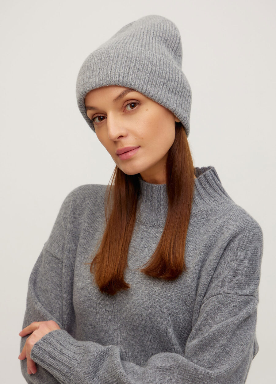 ШАПКА СВІТЛО-СІРА зимова з вовни ягняти з відворотом 5117-Аксесуари_Шапки_1