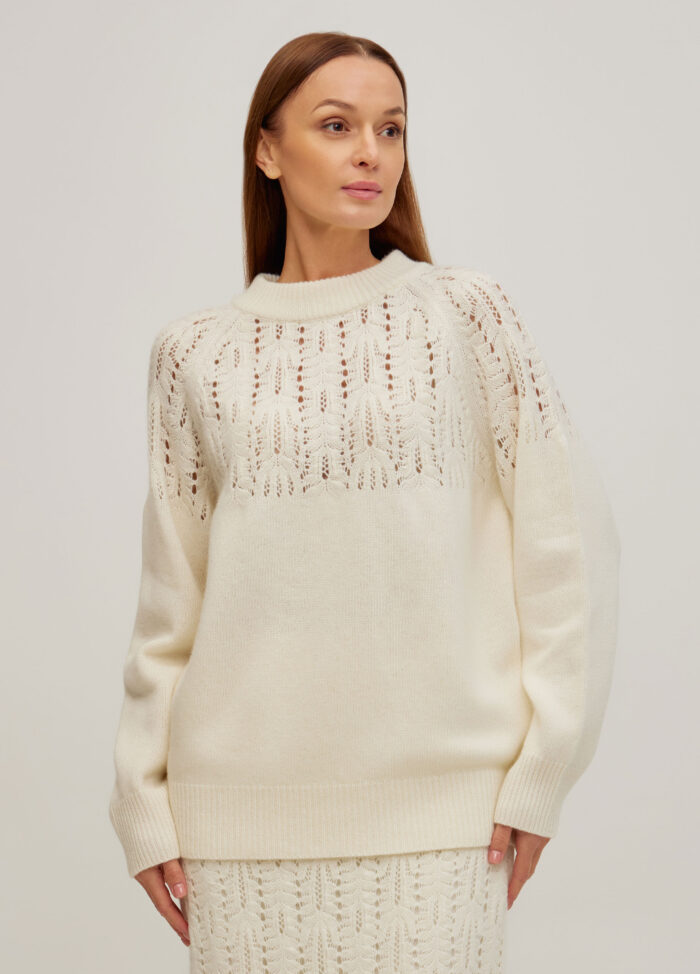 Молочний в’язаний ажурний джемпер з вовни ягняти 5092