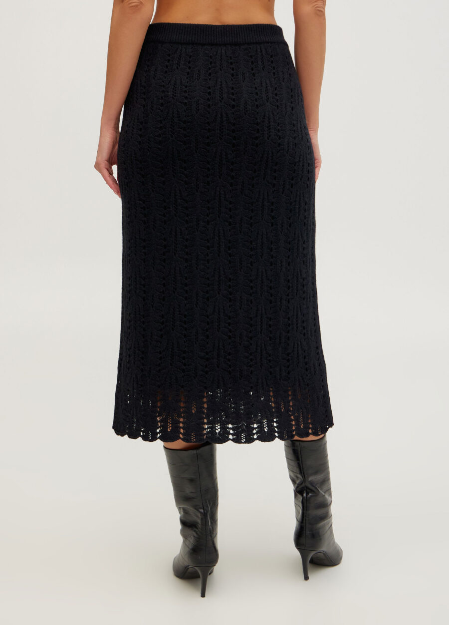 Чорна спідниця міді з ажурним візерунком 5103-Колекції_Осінь-Зима_3