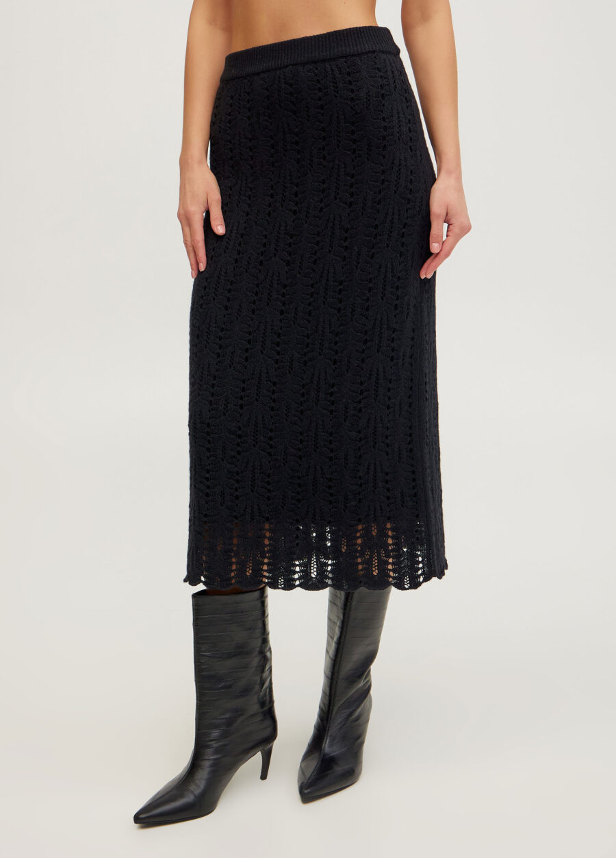 Чорна спідниця міді з ажурним візерунком 5103-Колекції_Осінь-Зима_1