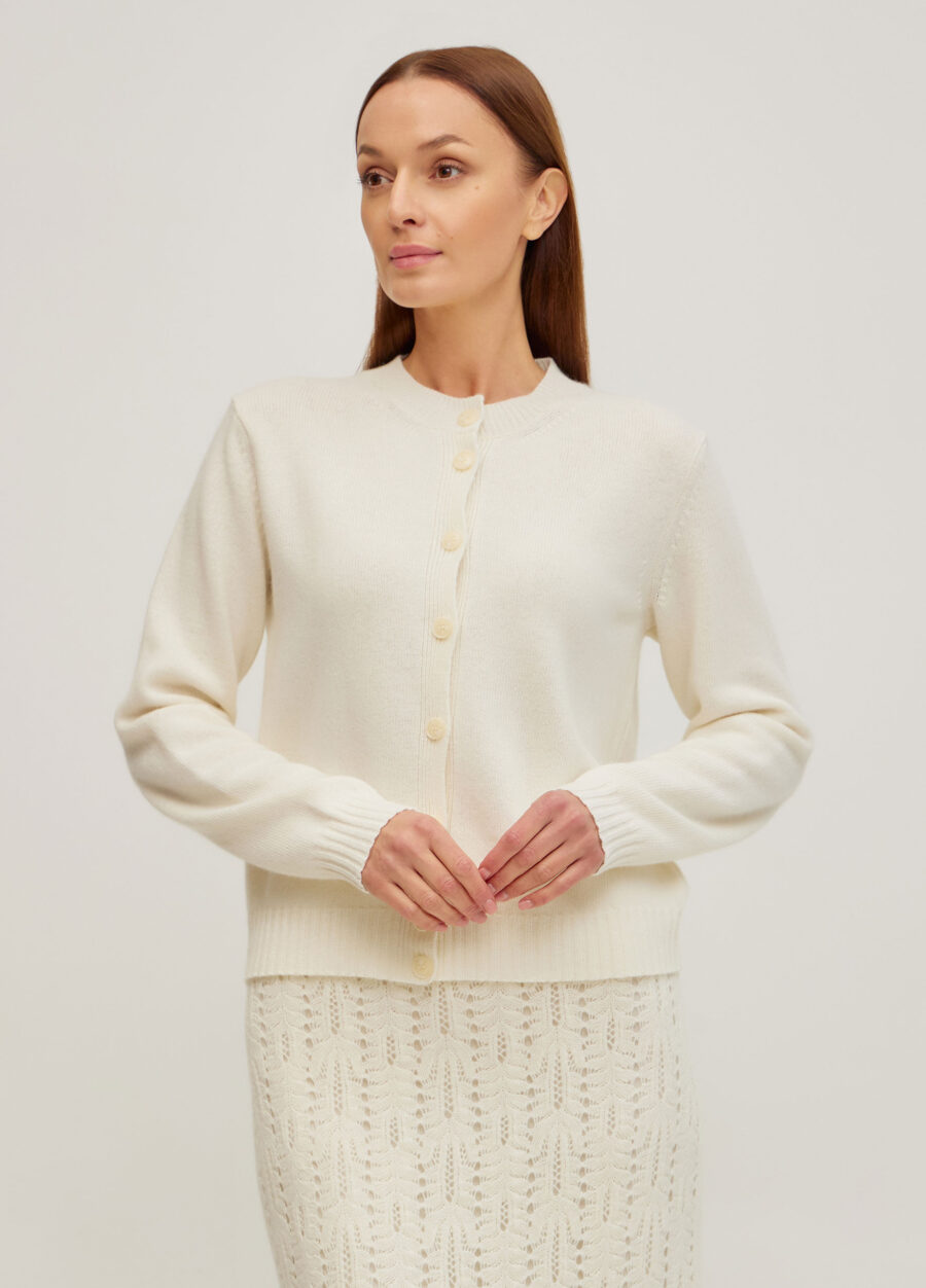 Жіночий базовий молочний в’язаний жакет кардиган на ґудзиках 5106-Жакети та Кардигани_Колекції_1