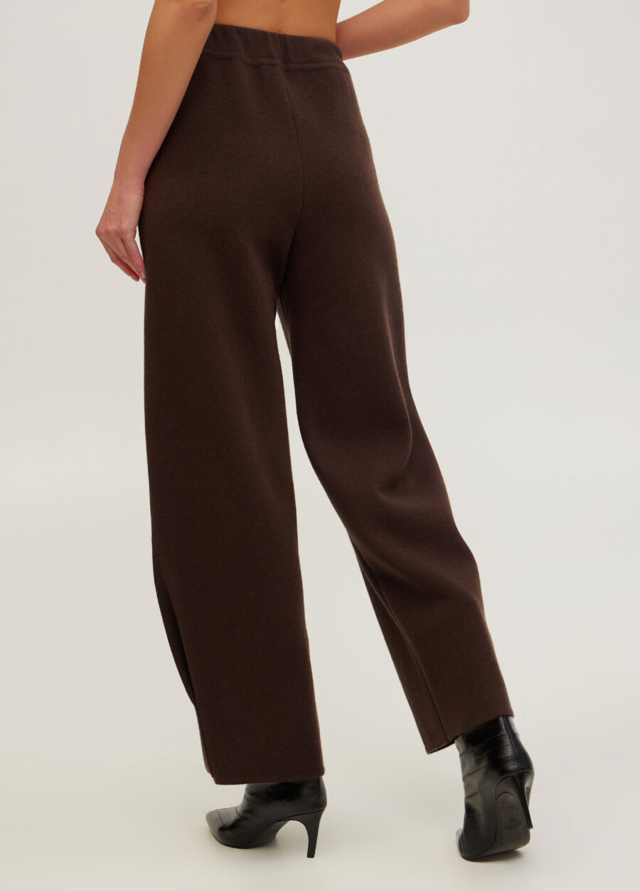 БРЮКИ ШОКОЛАДНІ в’язані штани з вовни ягняти із защипами знизу 5119-Одяг_Брюки_3