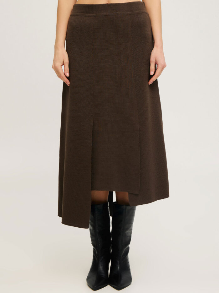 СПІДНИЦЯ КОРИЧНЕВА міді з напіввовни 5096