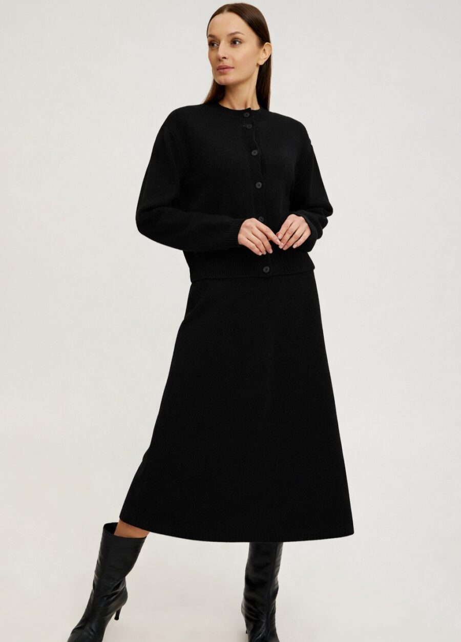 Чорний жакет-кардиган із 100% вовни ягняти на ґудзиках 5140-Жакети та Кардигани_Колекції_3