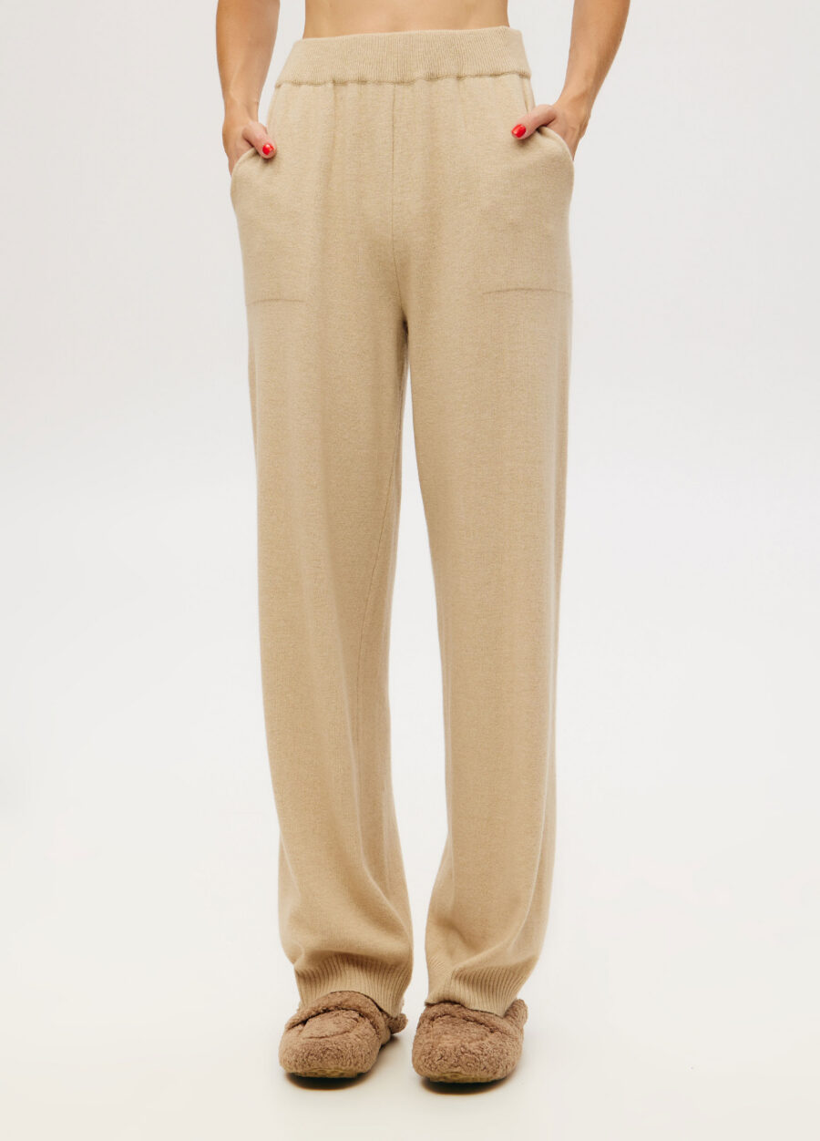TROUSSERS BEIGE straight-leg with pockets 4088-Collections_Fall-Winter_1