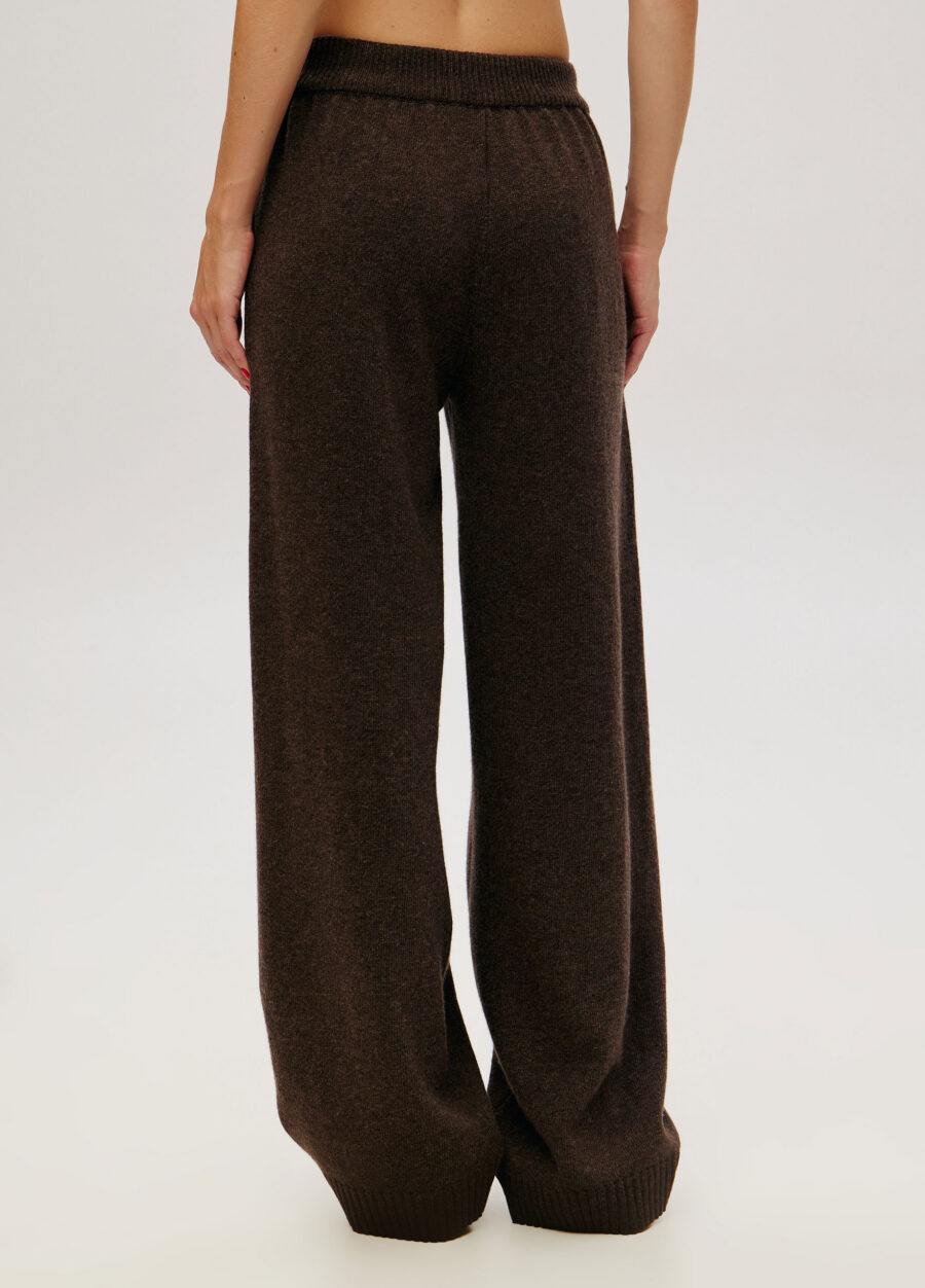 TROUSERS BROWN cable knit eith pockets 6032-Collections_Fall-Winter_3